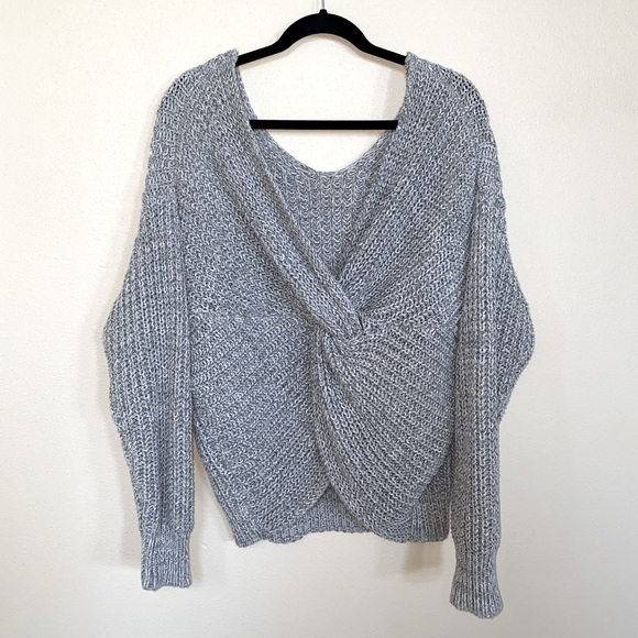 Melrose and Market Sweaters - Gray knit twist-back sweater